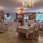 Conde Hotel 2*